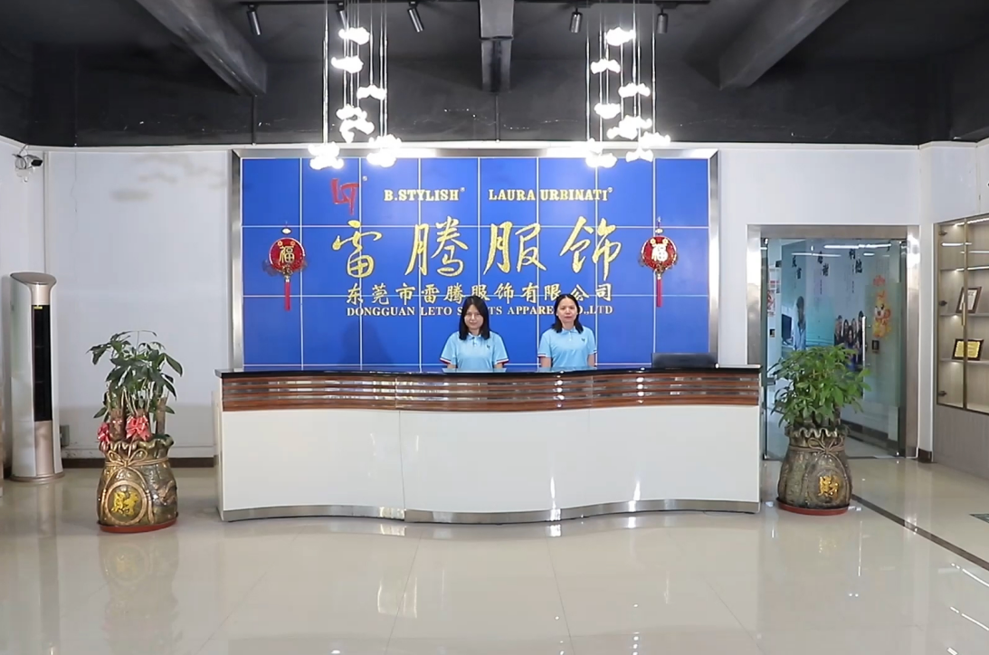 Polyester golf shirt OEM/ODM Service-Leto provides you with professional golf shirt  OEM/ODM custom production to meet the individual needs of various brands and help you develop unique golf apparel products